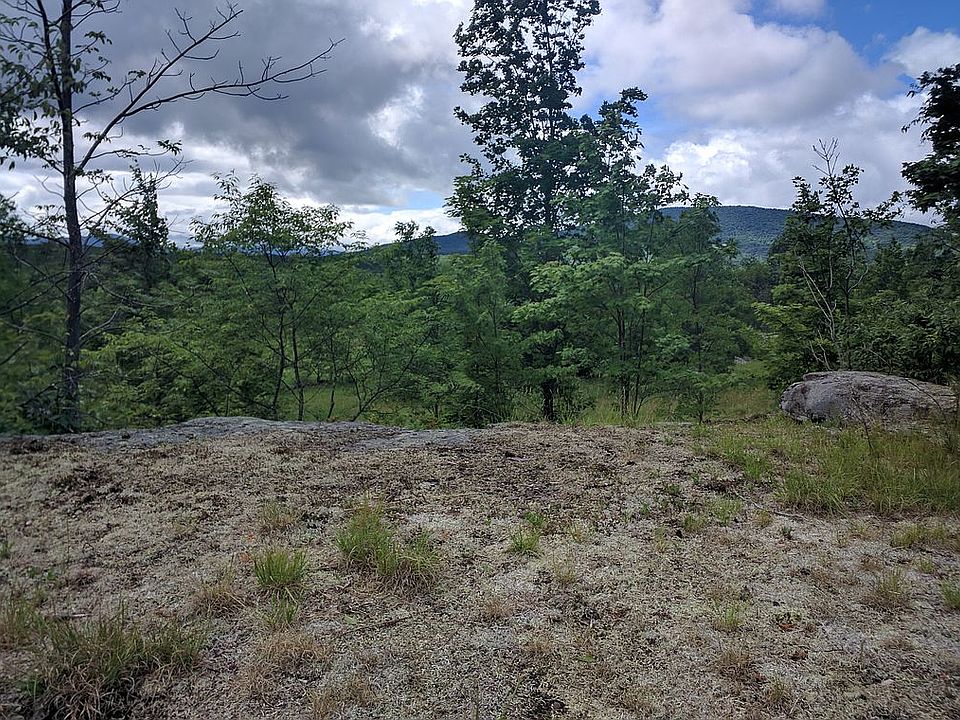 1st image of 27 Meadow Ln