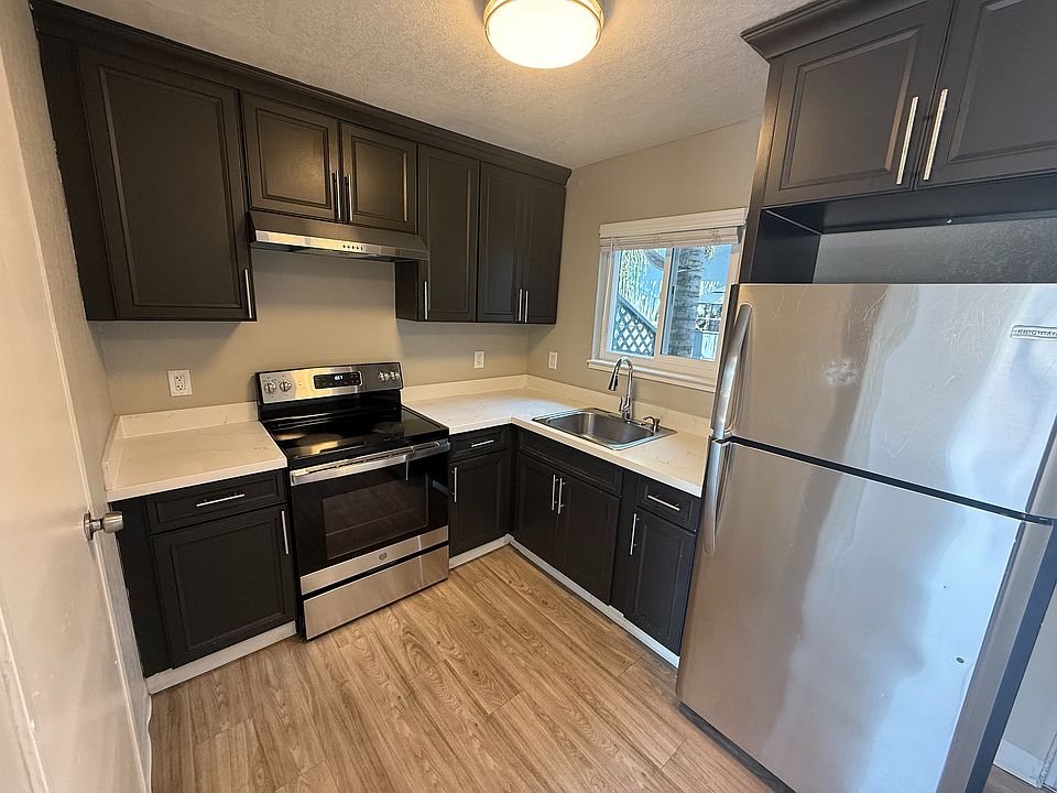1st image of 1101 Carey Dr #14