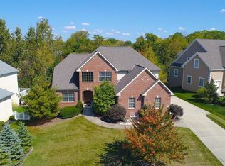 5861 Highland Hills Dr, Westerville, OH 43082