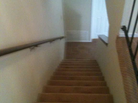 4th image of 695 County Square Dr