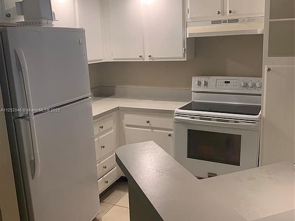 2nd image of 1401 Village Blvd APT 1113