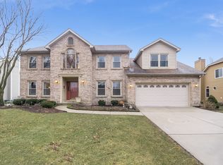 2116 High Meadow Rd, Naperville, IL 60564