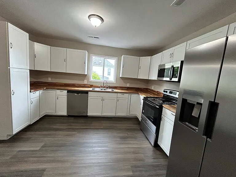 119 Kelly St #1/2 — Photo 1