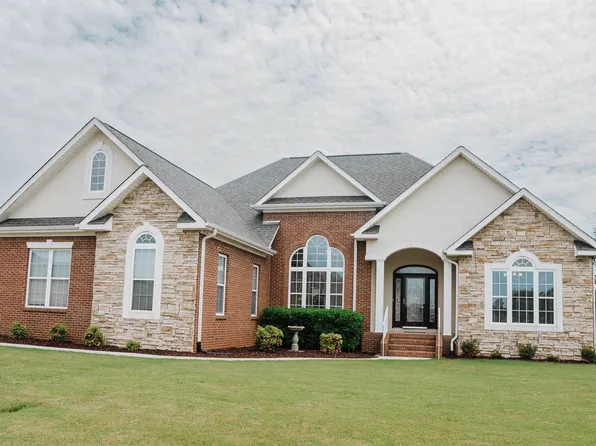 105 Heritage Pl, Tuscumbia, AL 35674