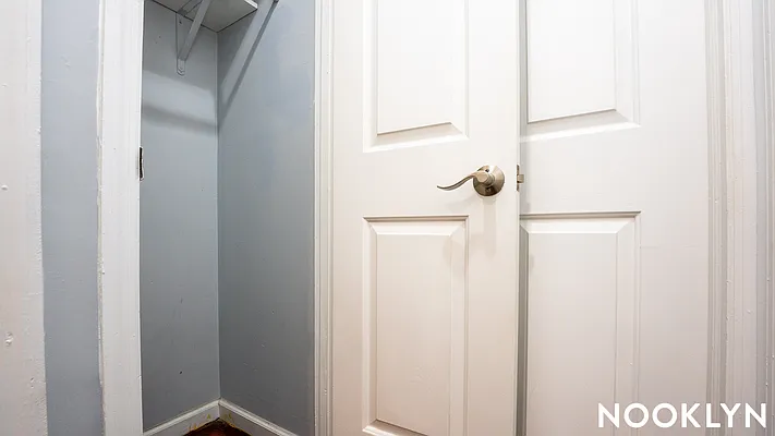 Rented by Nooklyn NYC LLC | media 24