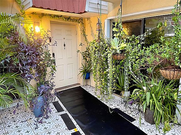 2nd image of 9980 NW 6th Ct #9980
