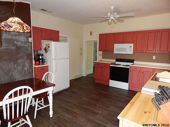 4th image of 316 S 6th St