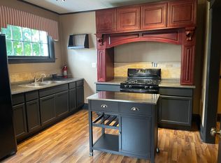 19 Auburn Ave Floor 1, Utica, NY 13501