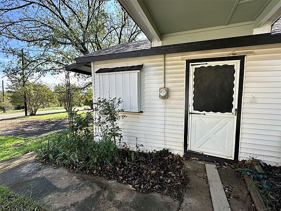 716 N Mesquite St, Hico, TX 76457 | MLS #20464049 | Zillow