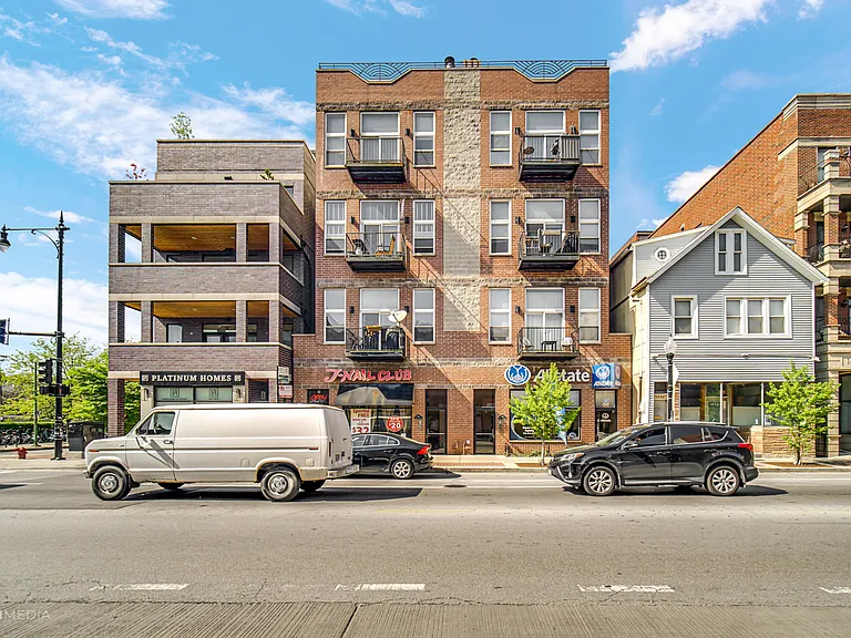 1454 W Fullerton Ave #2 — Photo 2