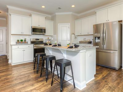 363 Lagoon Rd, Fletcher, NC, 28732