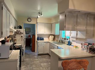 1213 Walker St, Sturgis, MI 49091