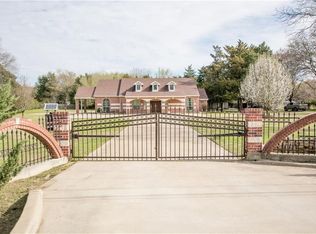 2228 Haymarket Rd, Dallas, TX 75253