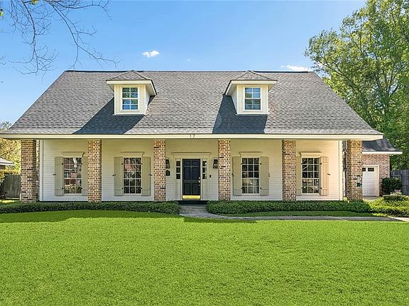 2nd image of 17 Audubon Ln