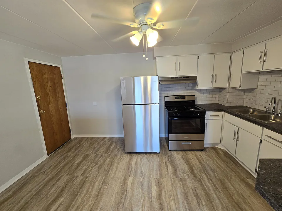 11013 S Lloyd Dr #12