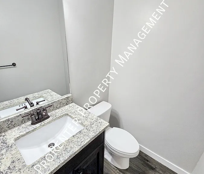 2516 N Knights Ln — Photo 15