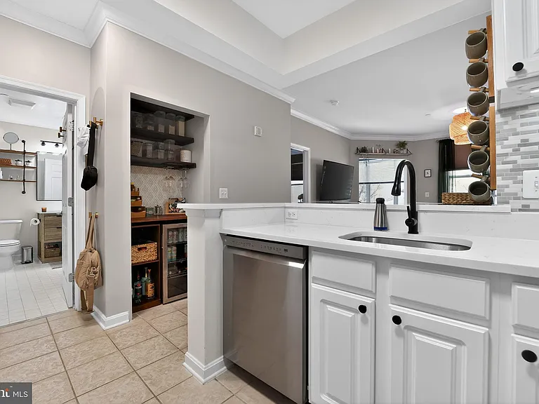 23 Pierside Dr #215 — Photo 13