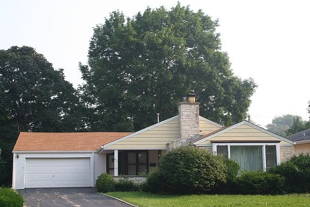 618 Yale Ct photo 1