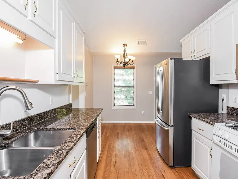 301 Saddle Wood Dr — Photo 9
