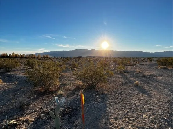 1831 E Mead St, Pahrump, NV 89048