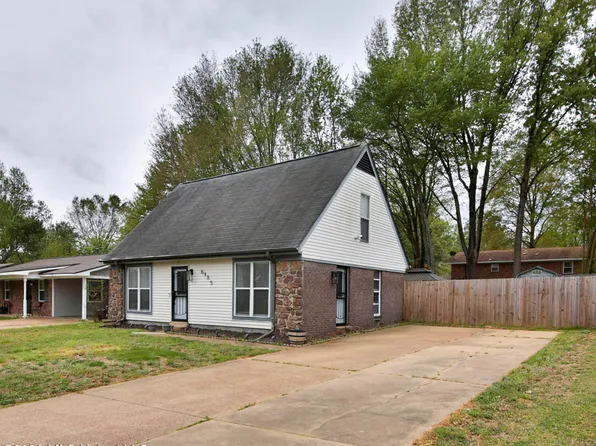 6485 Yorkshire Rd, Horn Lake, MS 38637