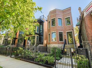 1935 W Erie St, Chicago, IL 60622