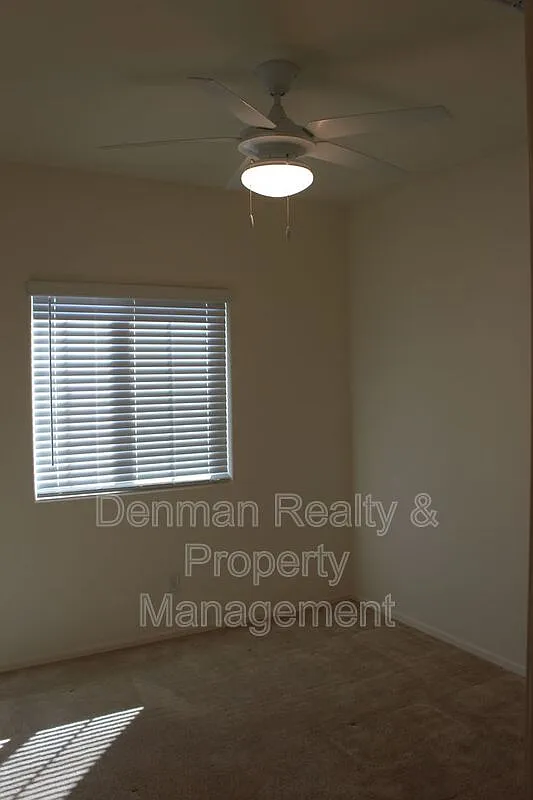 4 bed, 2.0 bath, 1804 sqft, $1,750 — Photo 4