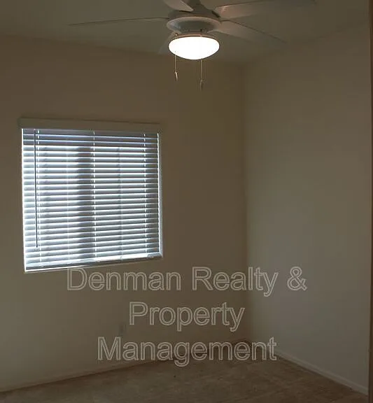 288 W Tropical Dr — Photo 4
