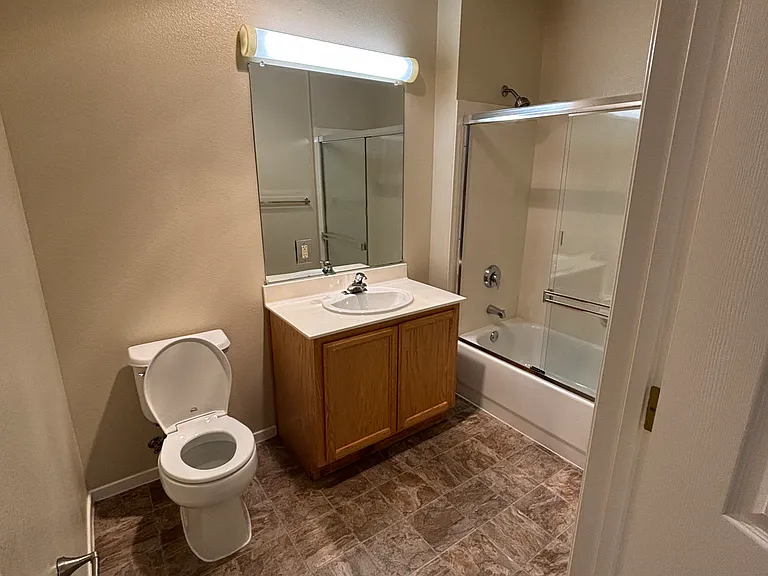 540 S El Camino Real #103 — Photo 10