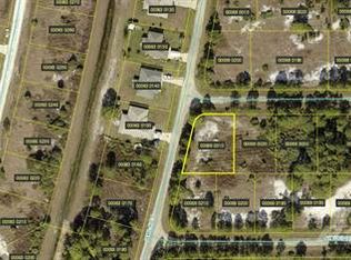844 Audrey St E, Lehigh Acres, FL 33974