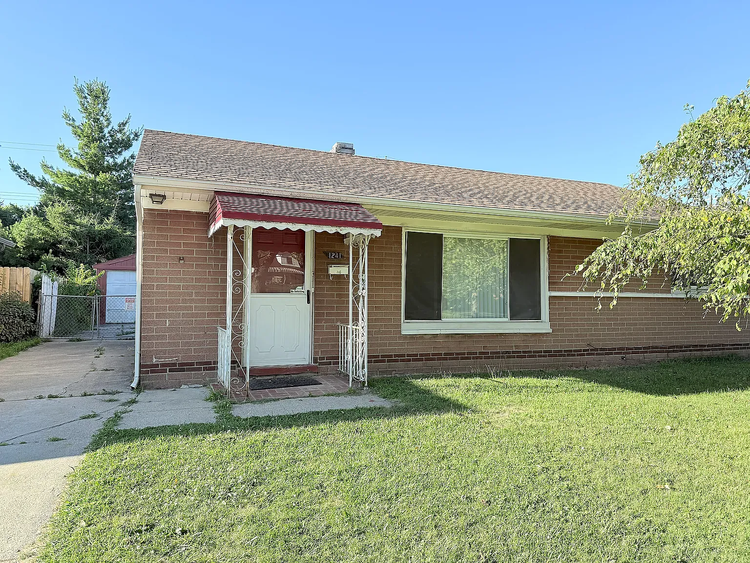 4 bed, 1362 sqft, $1,750 — Photo 1