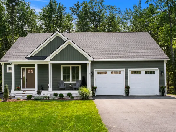 8 Lessard Circle, Arundel, ME 04046