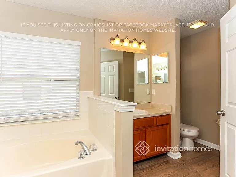 10939 Apple Blossom Trl E — Photo 14