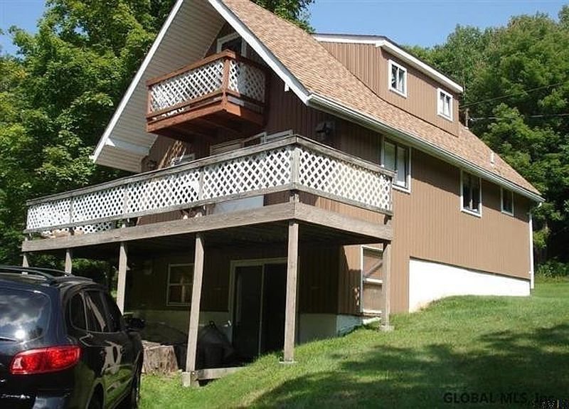 2nd image of 84 CONNOLLY Road