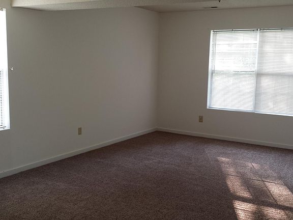 5th image of 14205 Santell Dr