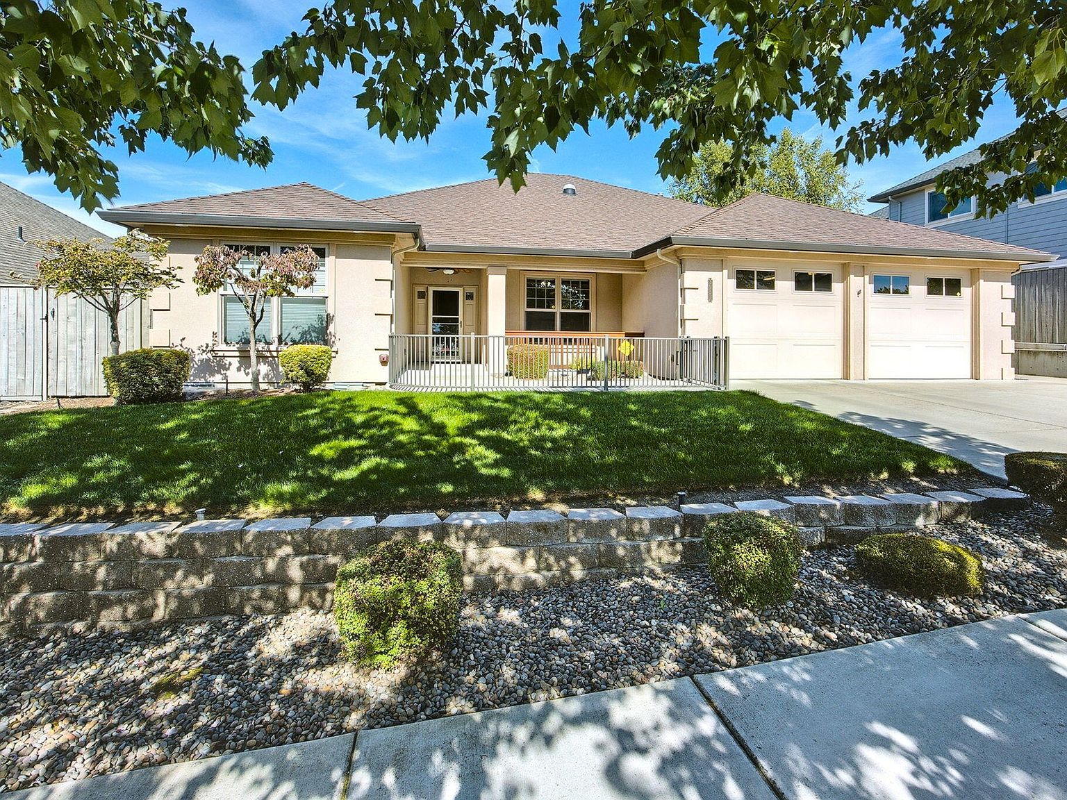 spring mobile【romance】 spring mobile【romance】 Amazon.com: ZX