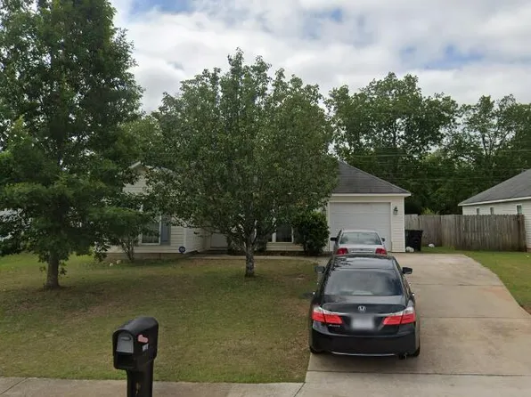 109 Marcelline Ct, Warner Robins, GA 31088