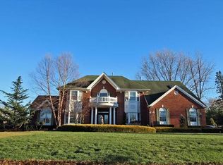 16 White House Way, Monroe Township, NJ 08831