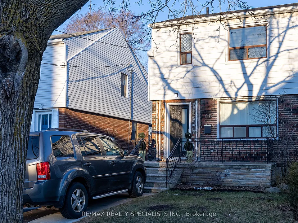 11 Dayton Ave