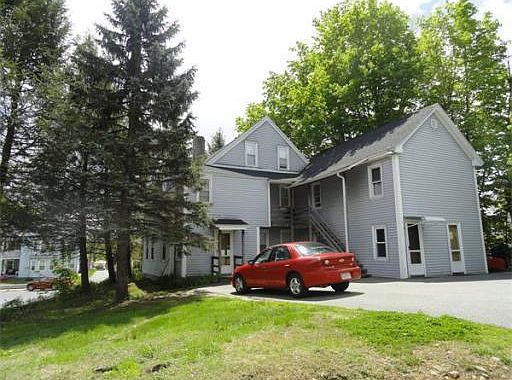 2nd image of 125 Pleasant St