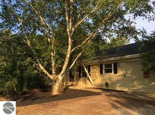 6870 E Jordan Rd, Mount Pleasant, MI 48858