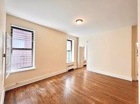 101 W 68th St, New York, NY
