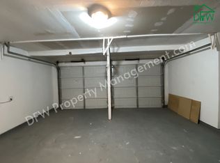 3905 Flamingo Ln, Irving, TX 75062