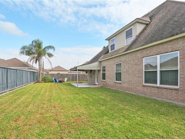3419 Heatherwood Dr, Harvey, LA 70058