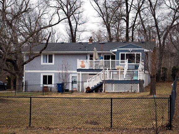 Fenced back yard & 2 decks