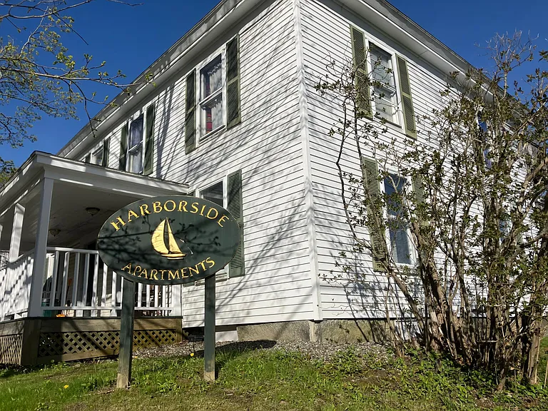 Exterior of building showing 1B windows