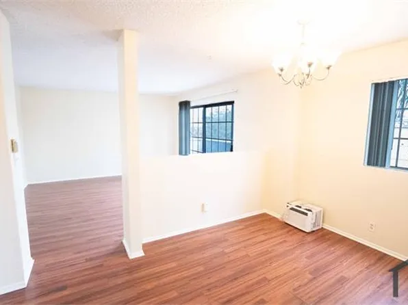 247 W 12th St, San Pedro, CA 90731