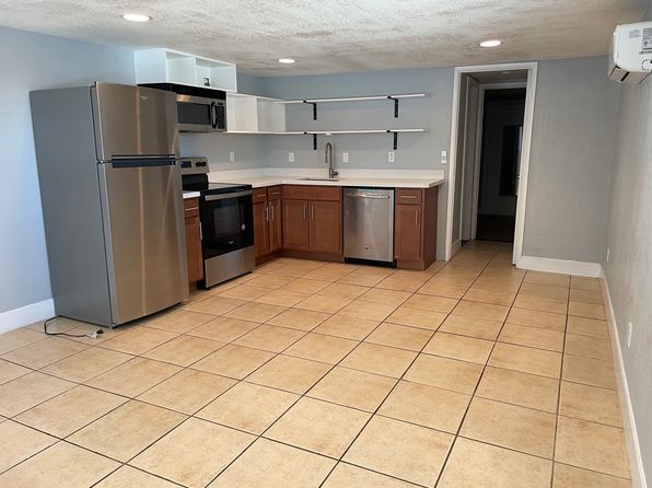 1050 E Fairmount Ave APT 10