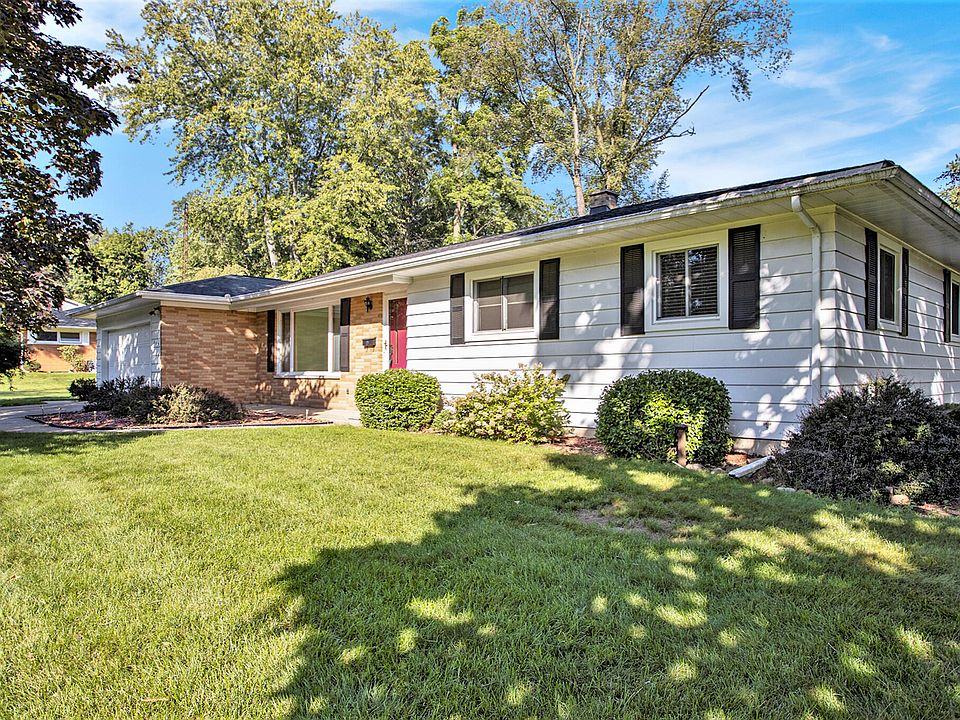 1st image of 203 Edgehill Dr