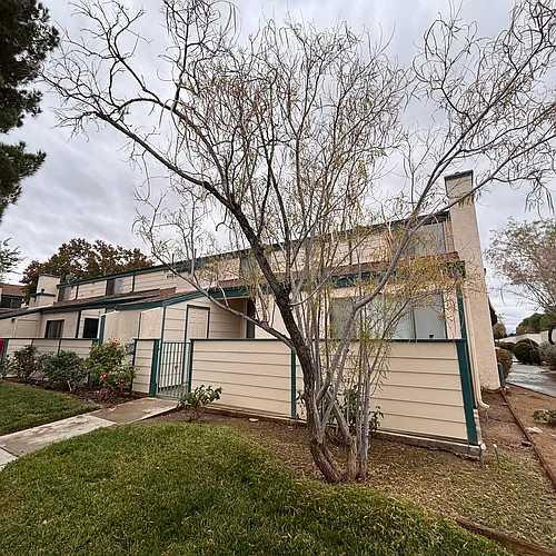 44532 15th St E #8 Photo 1